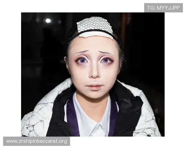 真人cosplay图集高清展示不同角色的精美造型与细节解析 真人cosplay图集高清展示不同角色的精美造型与细节解析