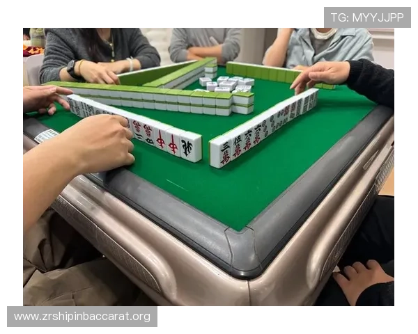 美女麻将真人馆经典版下载安装支持多平台畅玩真人麻将游戏体验真实互动乐趣